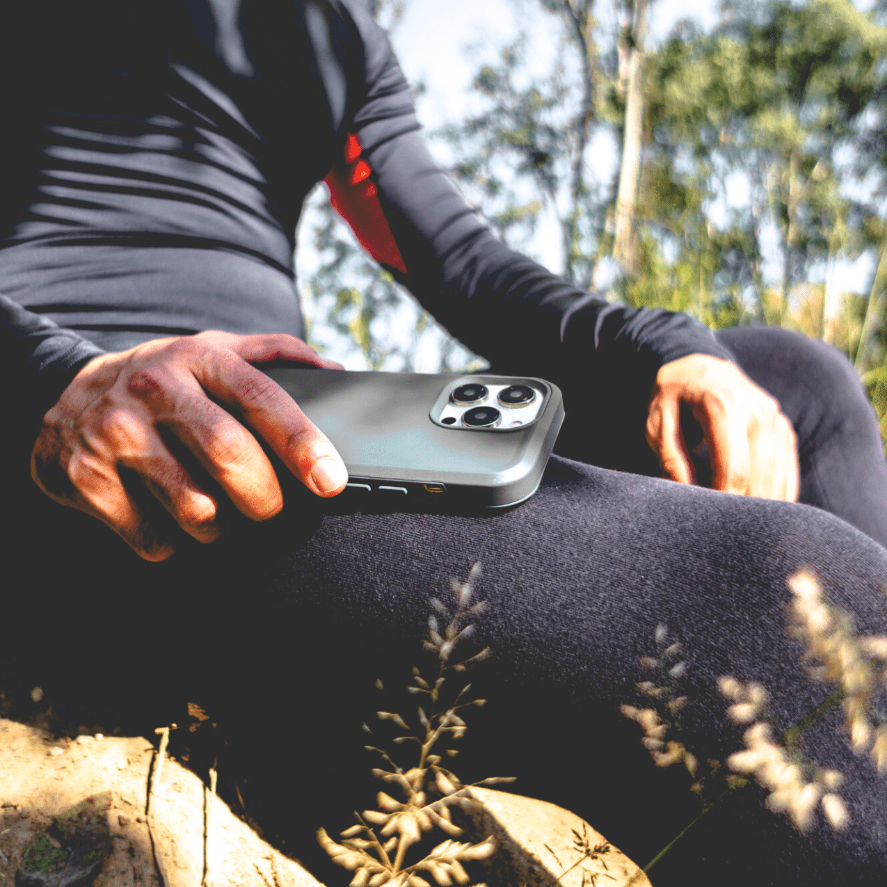 SURVIVOR-14 IPHONE 12 PRO MAX NEGRO